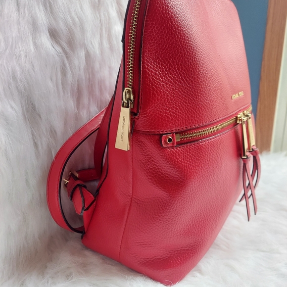 Michael kors Rhea Medium Pebbled Slim Backpack in red - Picture 3 of 8